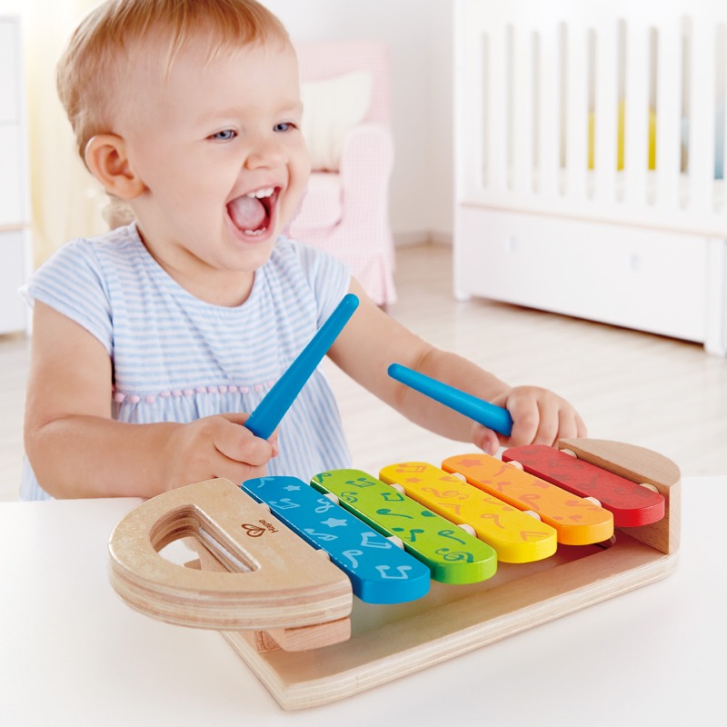 Hape Rainbow Xylophone | Wooden-Colored Xylophone na may Non-Slip